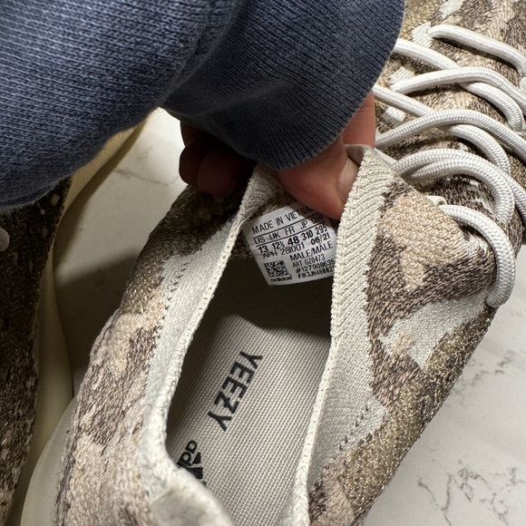 Yeezy boost 360 - Picture 4 of 4